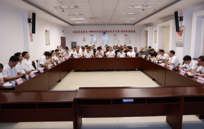 紅安縣召開建材家居企業供需對接座談會，助力房地產開發與上下游產業鏈協同發展